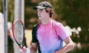 João Fonseca vence Mayot no Challenger de Camberra, avança para as semifinais e segue firme na busca por mais títulos.
