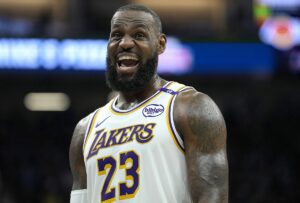 LeBron James faz história ao atuar na NBA antes dos 20 e aos 40 anos. Saiba mais sobre a trajetória do astro dos Lakers.